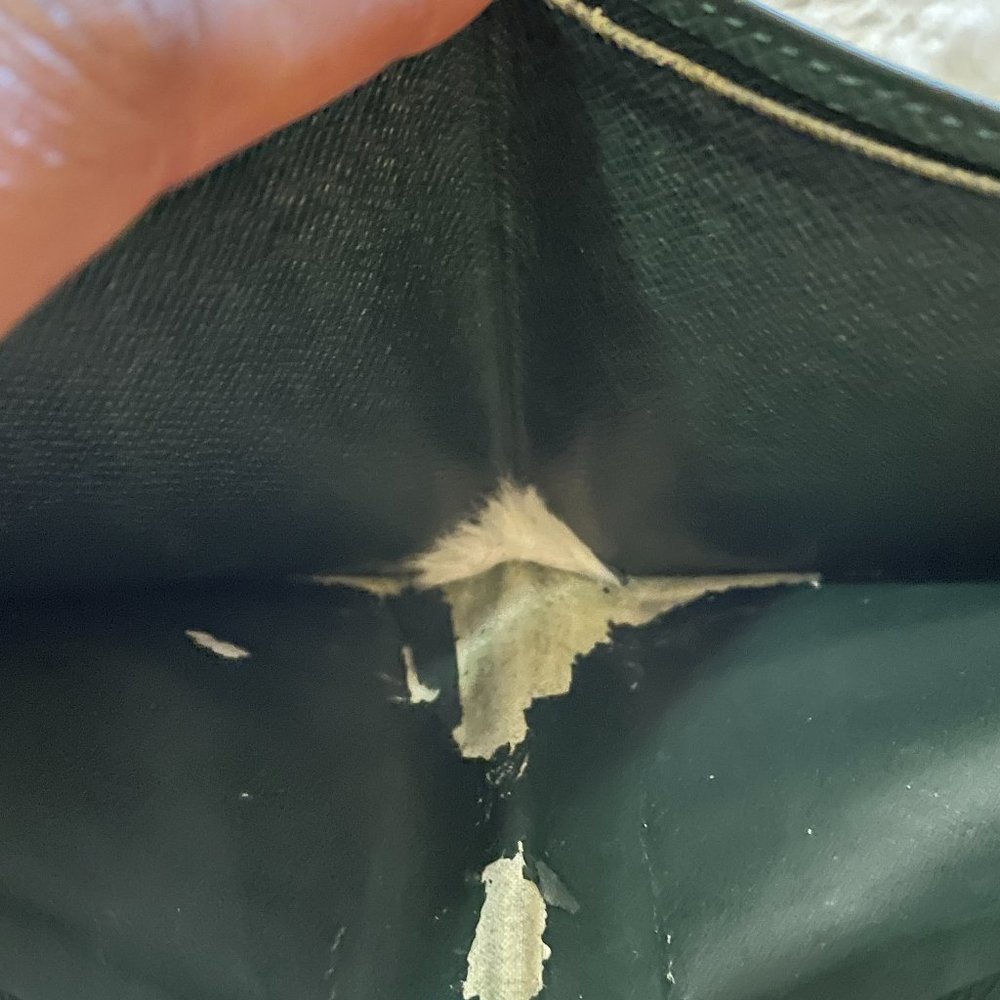 Louis Vuitton Wallet - Picture 11 of 15